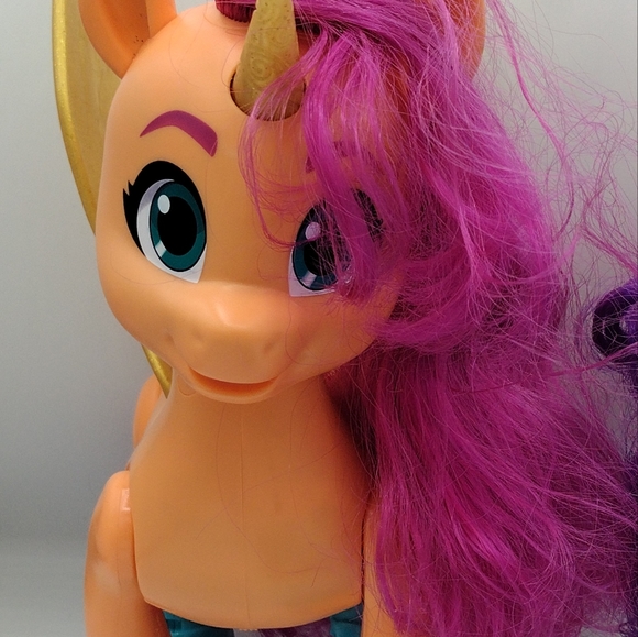 My Little Pony Animated Talking, Singing, and Skating Lot & Blind Bag See Video - Picture 8 of 14